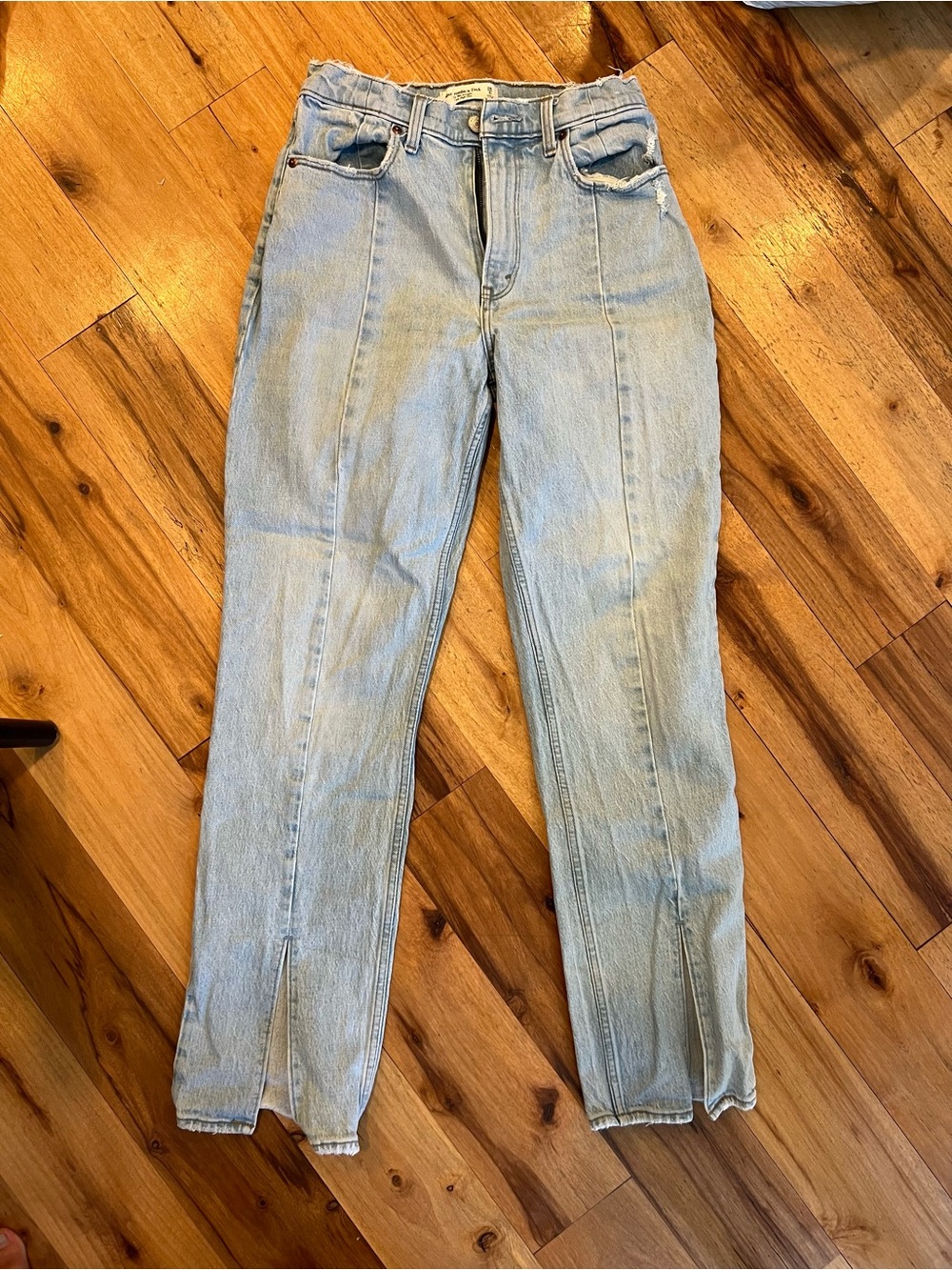 Abercrombie & Fitch Light Wash High-Rise Straight Jeans